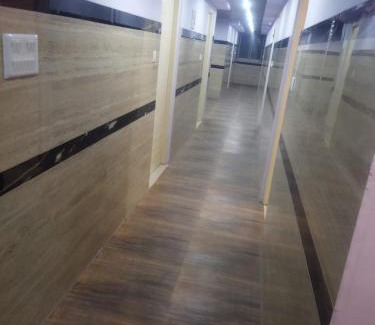 Narasapura Hotel | hotel royal suites