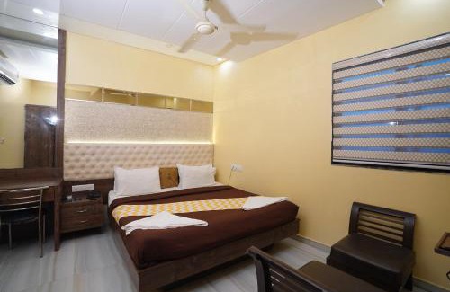 Kismat Nagar Hotel | Hotel Royce Executive Near US Consulate, Bandra Kurla Complex