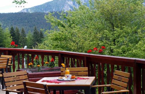 Predeal Hotel | Hotel Rozmarin