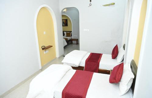 Maheshwar Hotel | Hotel RRR Palace