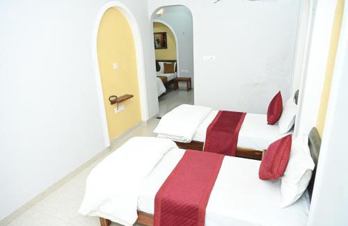 Maheshwar Hotel | Hotel RRR Palace