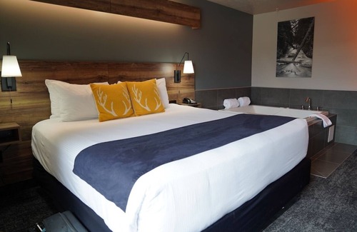 Ponderay Hotel | Hotel Ruby Ponderay/Sandpoint