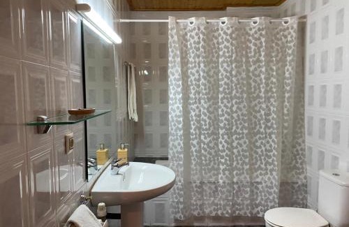 Vilanova d'Escornalbou Hotel | Hotel Rural Cal Amadeu