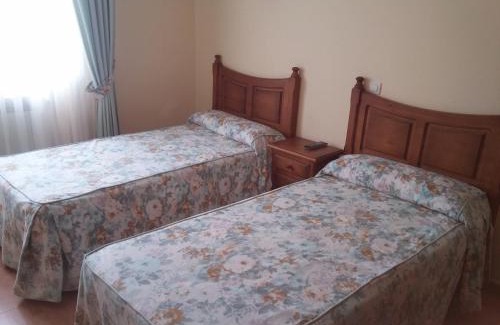Pino de Bureba Hotel | Hotel Rural Puerta de Caderechas