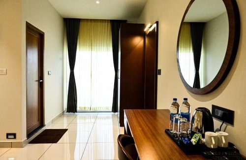 Suntikoppa Hotel | Hotel S S International Coorg