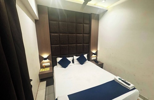 Goregaon West Hotel | Hotel Sahara Residency