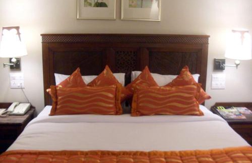 Santacruz Hotel | Hotel Sai Inn