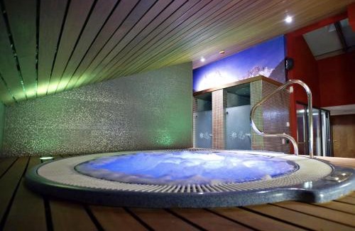 Casco Antiguo Hotel | Hotel Sancho Abarca Petit SPA