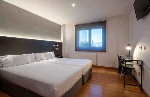 Ermitagana Hotel | Hotel Sancho Ramírez