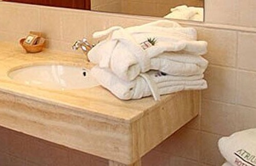 Montbrio del Camp Hotel | Hotel Sant Jordi