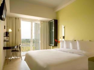 Serpong Hotel | Hotel Santika BSD City-Serpong