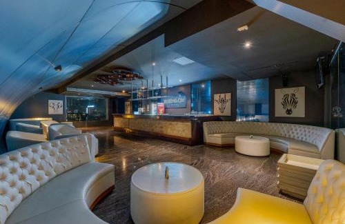 Karad Hotel | Hotel Sapphire Premium Hotel & Suite