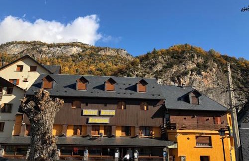 Escarrilla Hotel | Hotel Sarao
