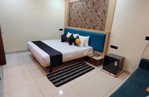Indore Hotel | Hotel Sarika International