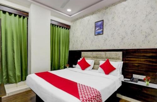 Navrangpura Hotel | HOTEL SAROVAR INN