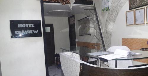 Wellington Pier Hotel | Hotel Sea View - Near Taj Hotel