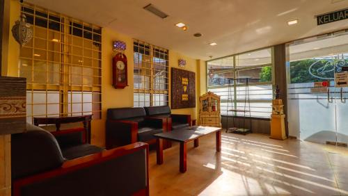 Sentul Hotel | Hotel Seniman