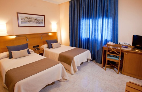 Cap Martinet Hotel | Hotel Ses Figueres