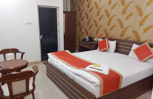 Raebareli Hotel | Hotel Shalimar Palace