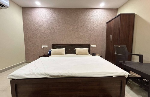 Mandla Hotel | Hotel Shikar Palace