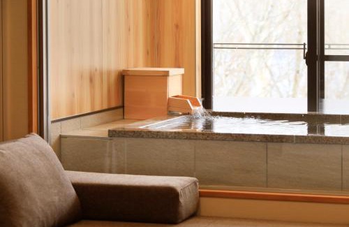 Chuzenji Onsen Hotel | Hotel Shikisai