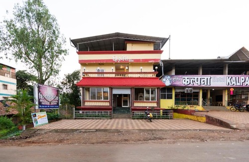 Tapola Hotel | Hotel Shivneri Tapola