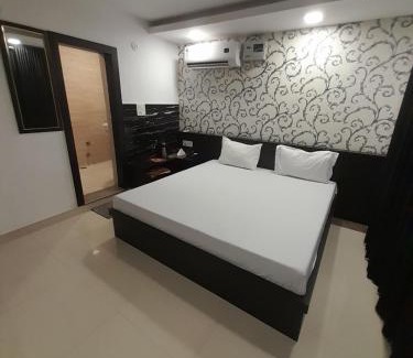 Hisar Hotel | Hotel Shree