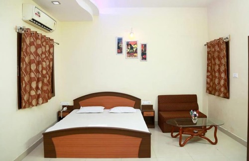 Sehore Hotel | Hotel Shri Narayan palace