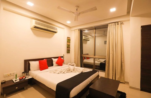 Ahmedabad Hotel | Hotel Shrimad Residency