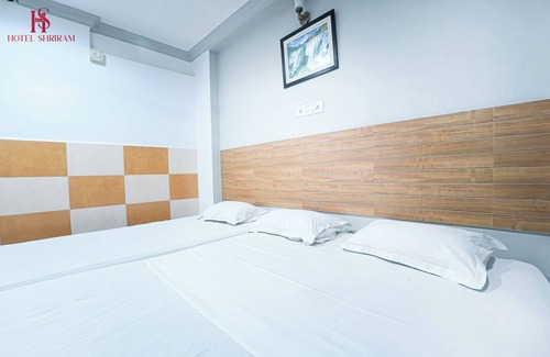 Periamet Cabin | Hotel Shriram