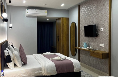 Surat Hotel | Hotel Siaan Palace