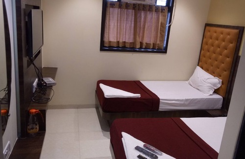 Prabhadevi Hotel | Hotel Silver Elite