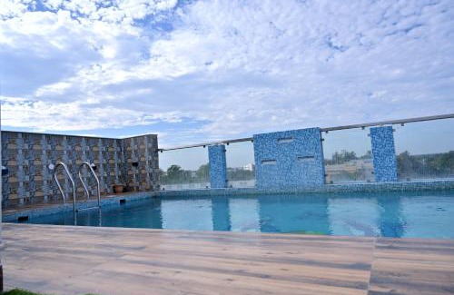 New Digha Hotel | Hotel Silver Land New Digha with Rooftop Pool