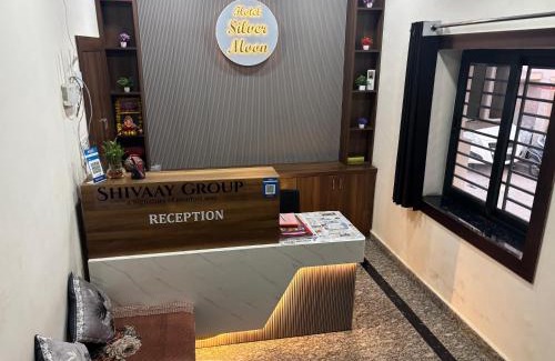 Gopalbari Hotel | Hotel Silver Moon-200 meter Jaipur Junction