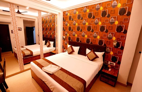 Sigra Hotel | Hotel Silver Shine