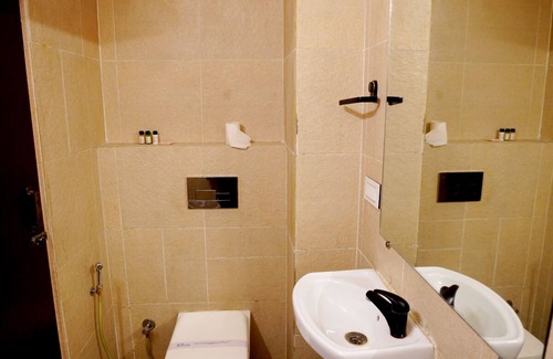 Sigra Hotel | Hotel Silver Shine