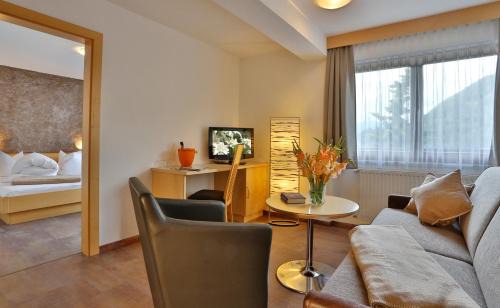 Serfaus Hotel | Hotel Silvretta - im Sommer INKLUSIVE Super-Sommer-Card