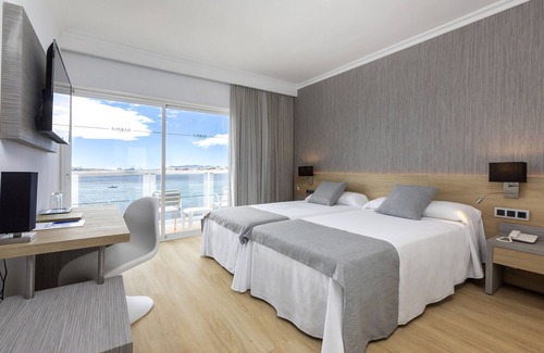 Cap Martinet Hotel | Hotel Simbad
