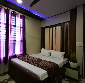Bhiwani Hotel | Hotel SIX SEASONS & Banquet