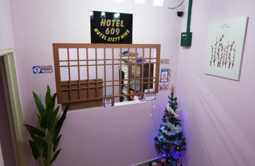 Taman Desa Tebrau Hotel | Hotel Sixty Nine