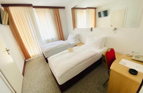 Vinkovci Hotel | Hotel Slavonija