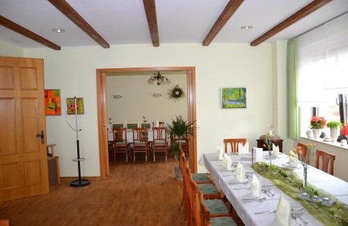 Obersuhl House | Hotel Sonnenhof