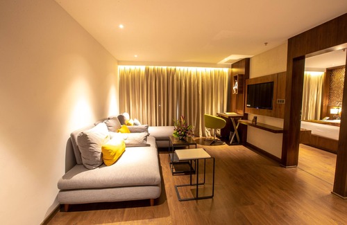 Shenoys Hotel | Hotel Span International
