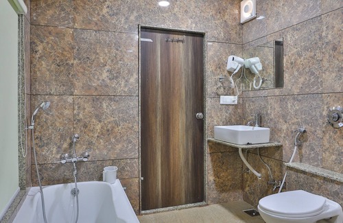 Anand Hotel | Hotel SR Regency