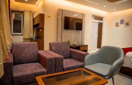 Vemulawada Hotel | Hotel SRR Grand, Vemulawada