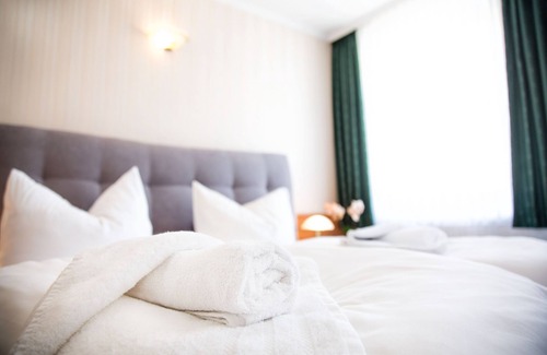 Jessen Hotel | Hotel Stadt Berlin Jessen