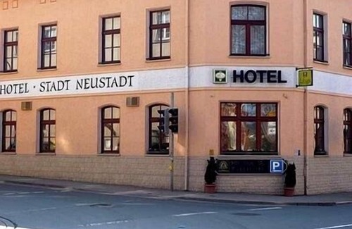 Neustadt Hotel | Hotel Stadt Neustadt