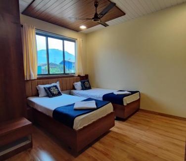 Mumbai Bed & Breakfast | Hotel Starlit
