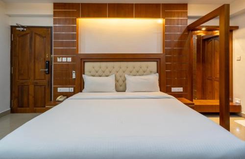 Vayittiri Hotel | Hotel Staymax Trend kannur