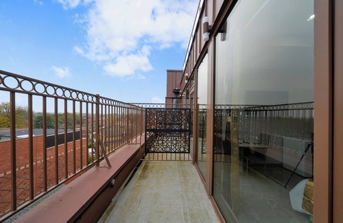 Valentines Apartment | Hotel Studio Apartment in East London